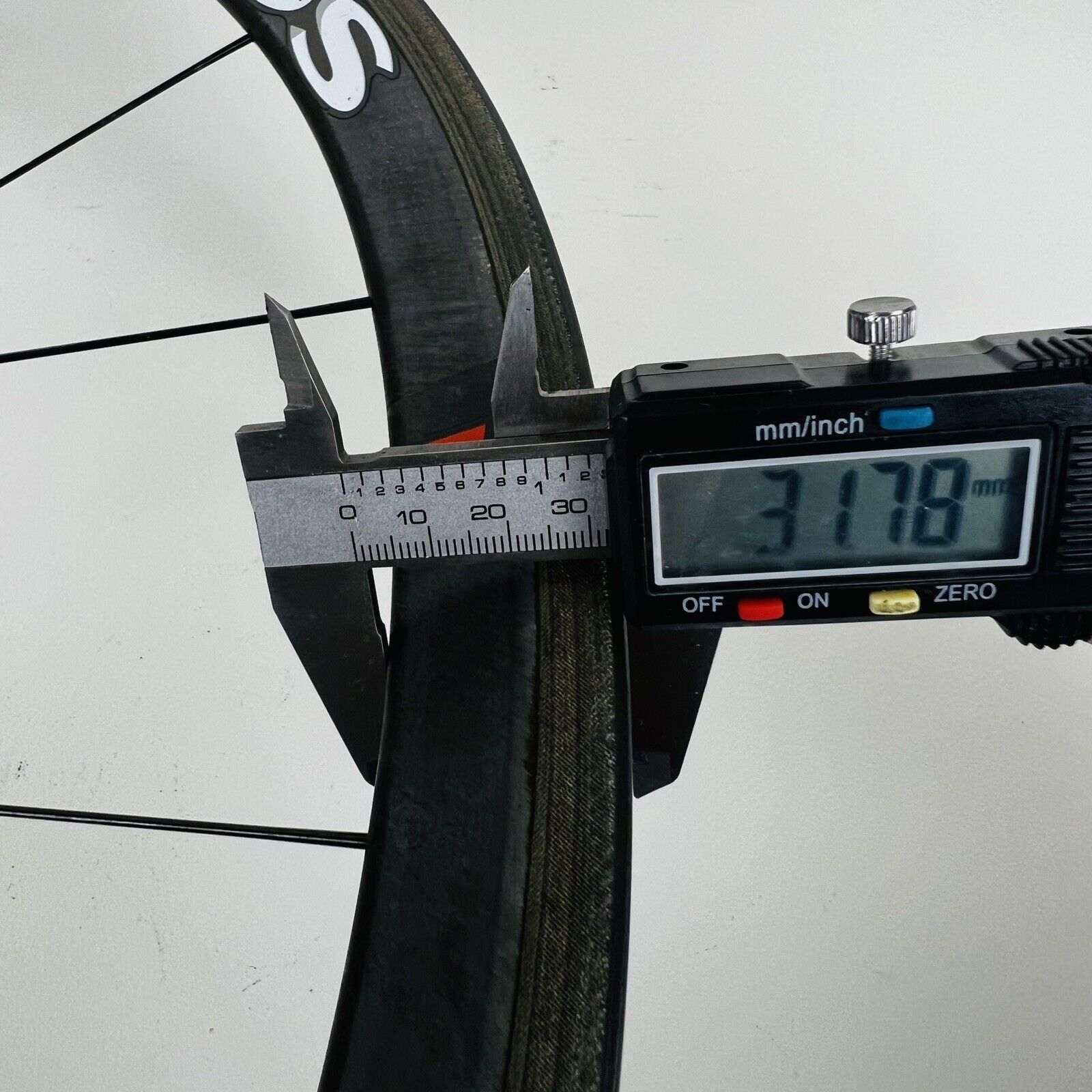 REYNOLDS ATTACK カーボン　リア用　ホイール REYNOLDS Attack レイノルズ アタック カーボンホイール リム REYNOLDS