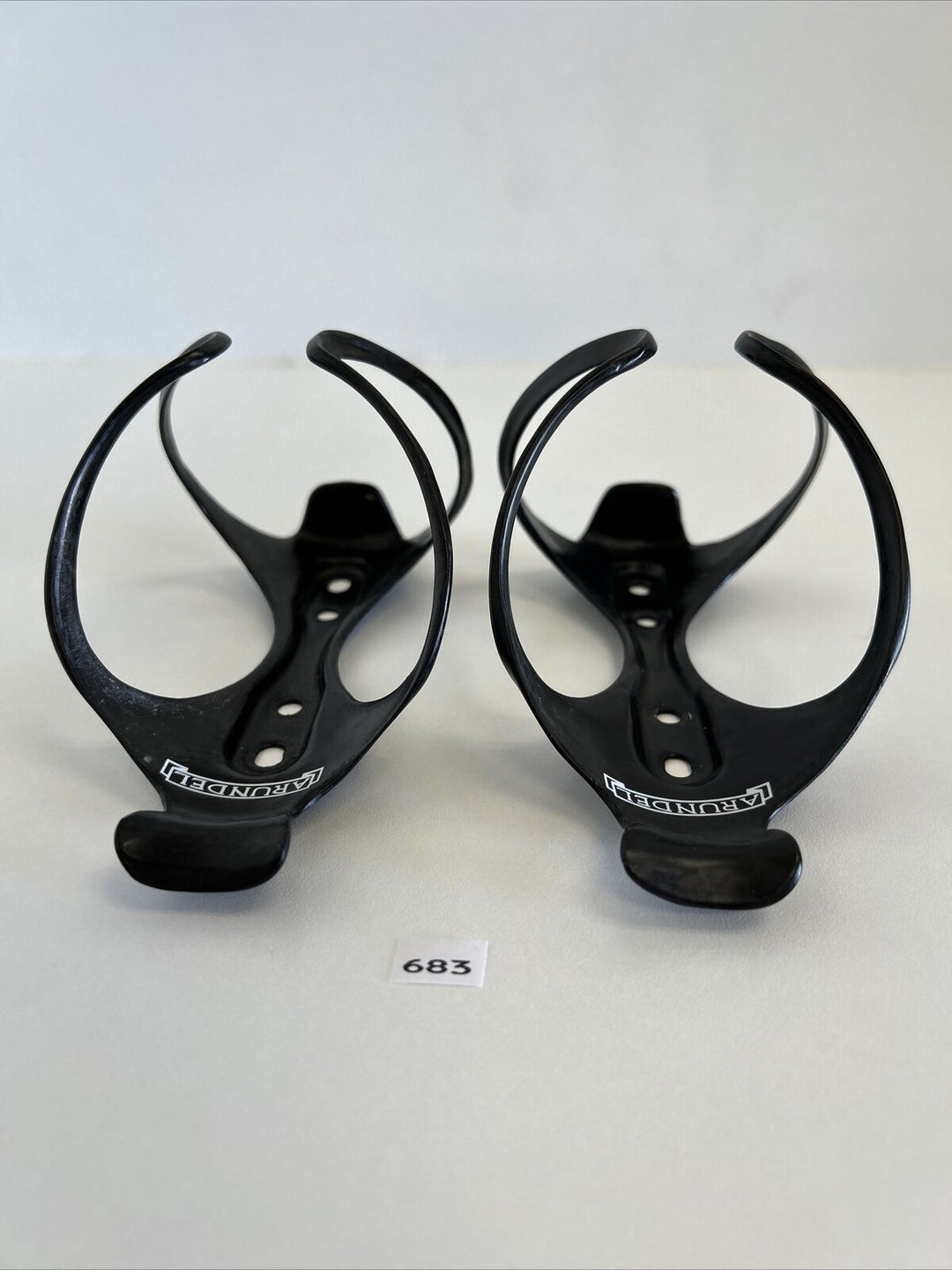 (2) Arundel Mandible Carbon Water Bottle Cages