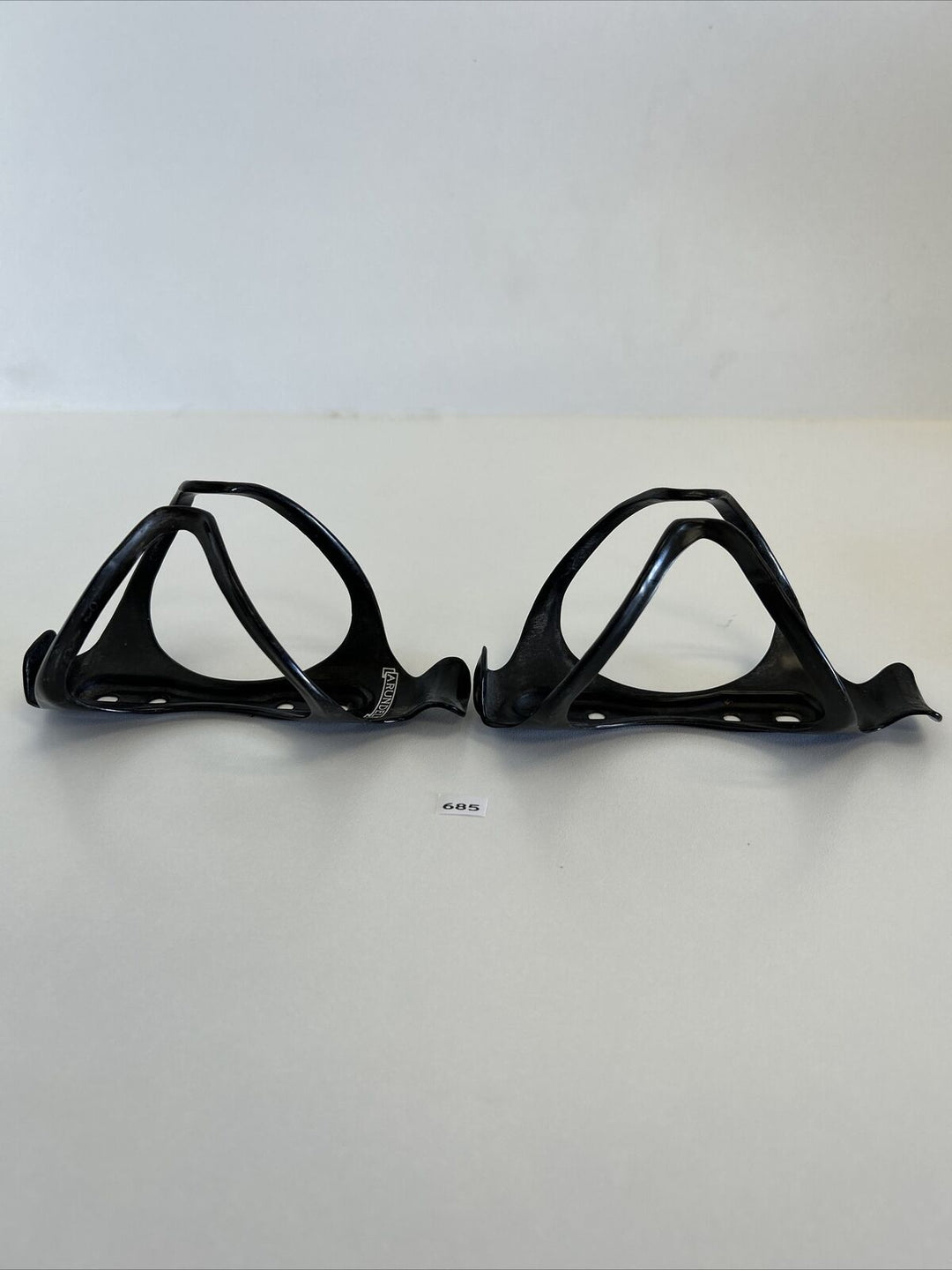 (2) Arundel Mandible Carbon Water Bottle Cages