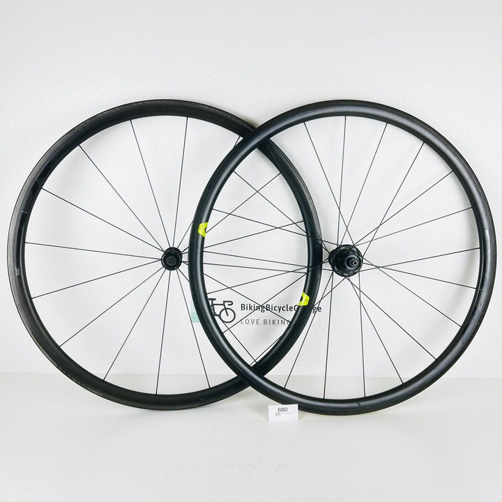 Giant SLR 1 Carbon Wheelset Tubeless Ready Shimano/Sram 11 Speed 700c 1,400g