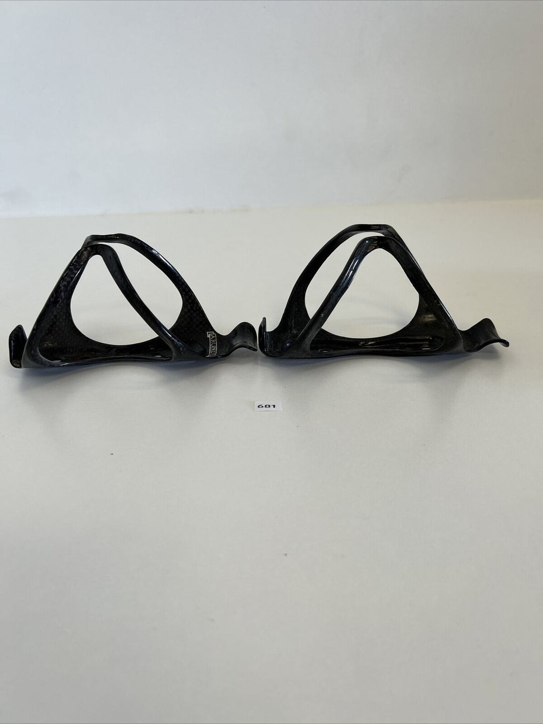 (2) Arundel Mandible Carbon Water Bottle Cages