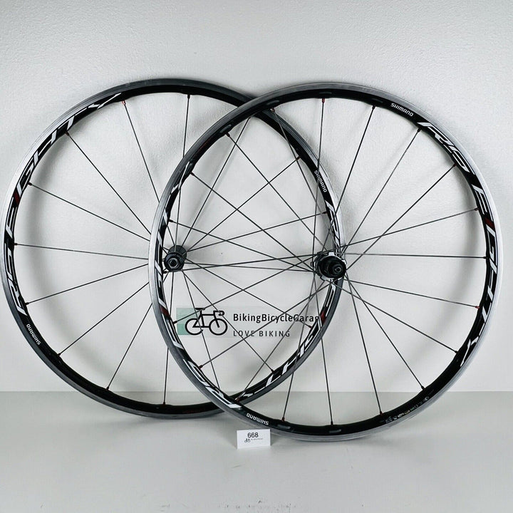 Shimano WH-RS80 Carbon Fiber Wheelset Tubeless  Shimano/Sram 10/11 Speed 1510g