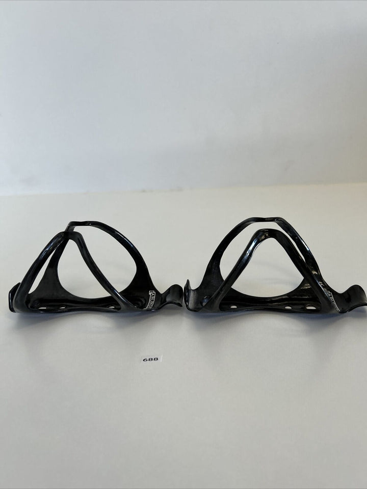 (2) Arundel Mandible Carbon Water Bottle Cages