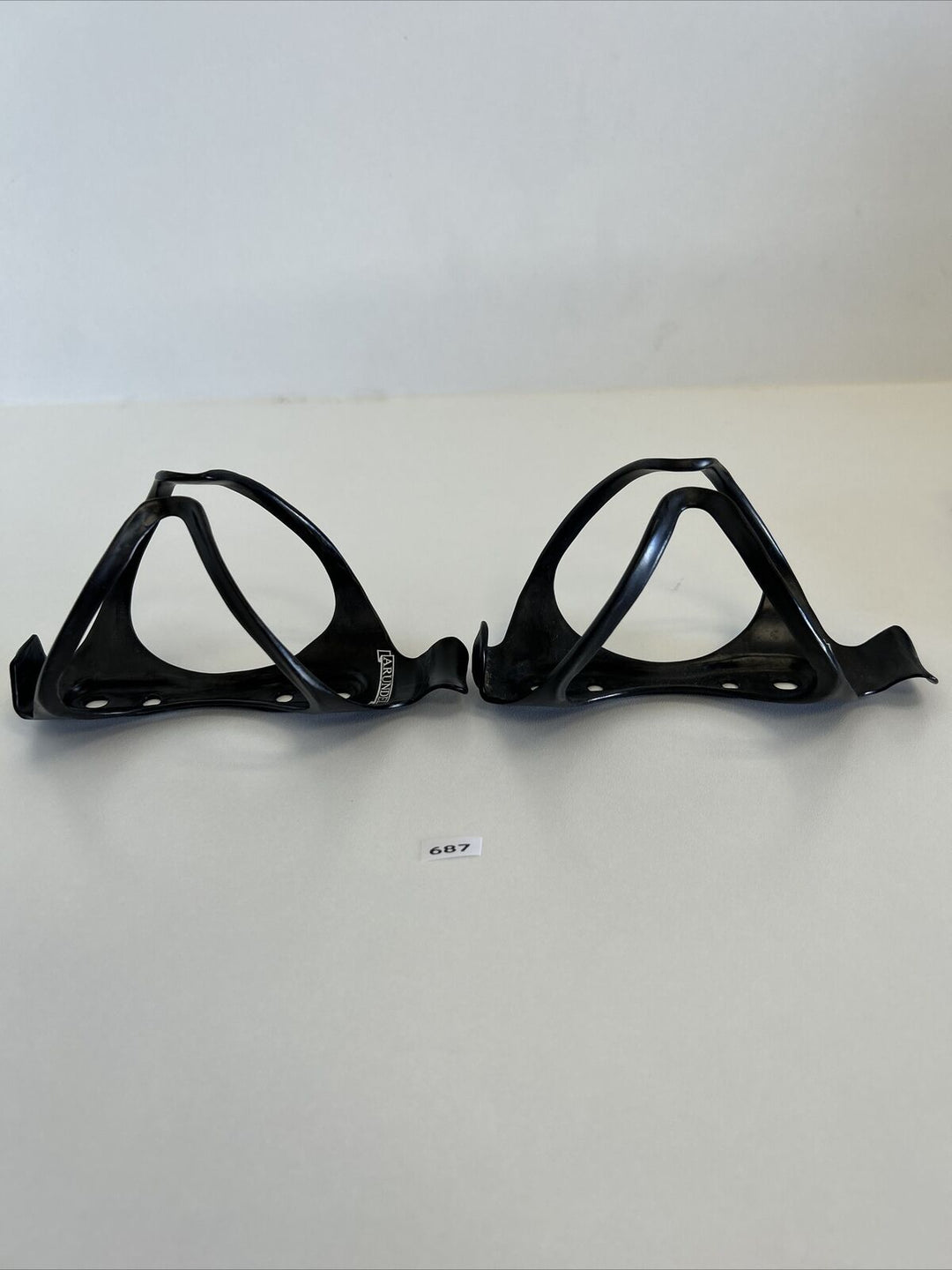 (2) Arundel Mandible Carbon Water Bottle Cages