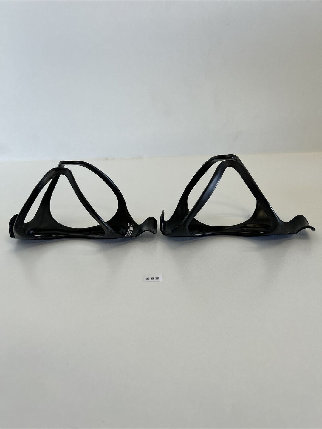 (2) Arundel Mandible Carbon Water Bottle Cages