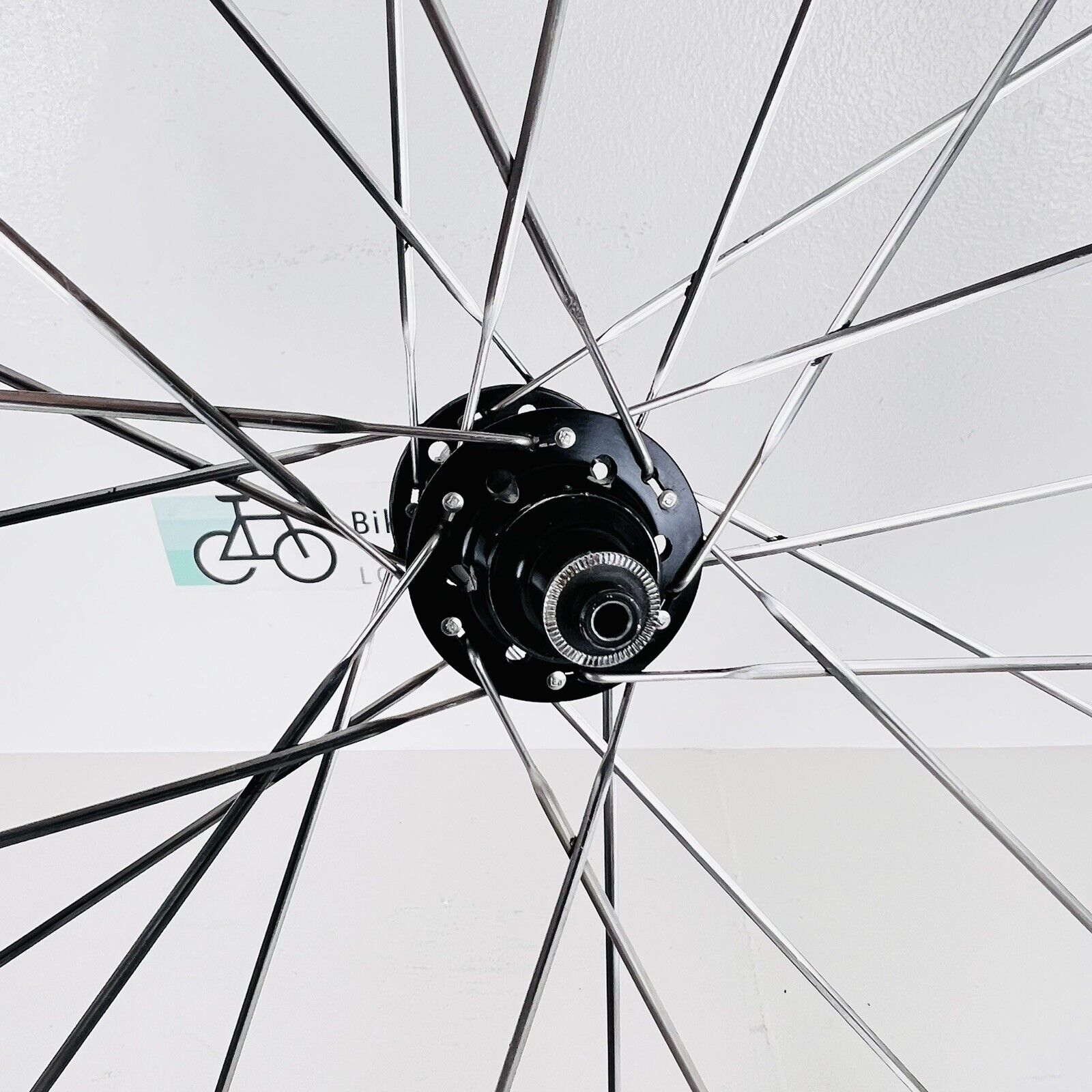 Bontrager RL Rim Brake Rear Road Bike Wheel Clincher Shimano/Sram