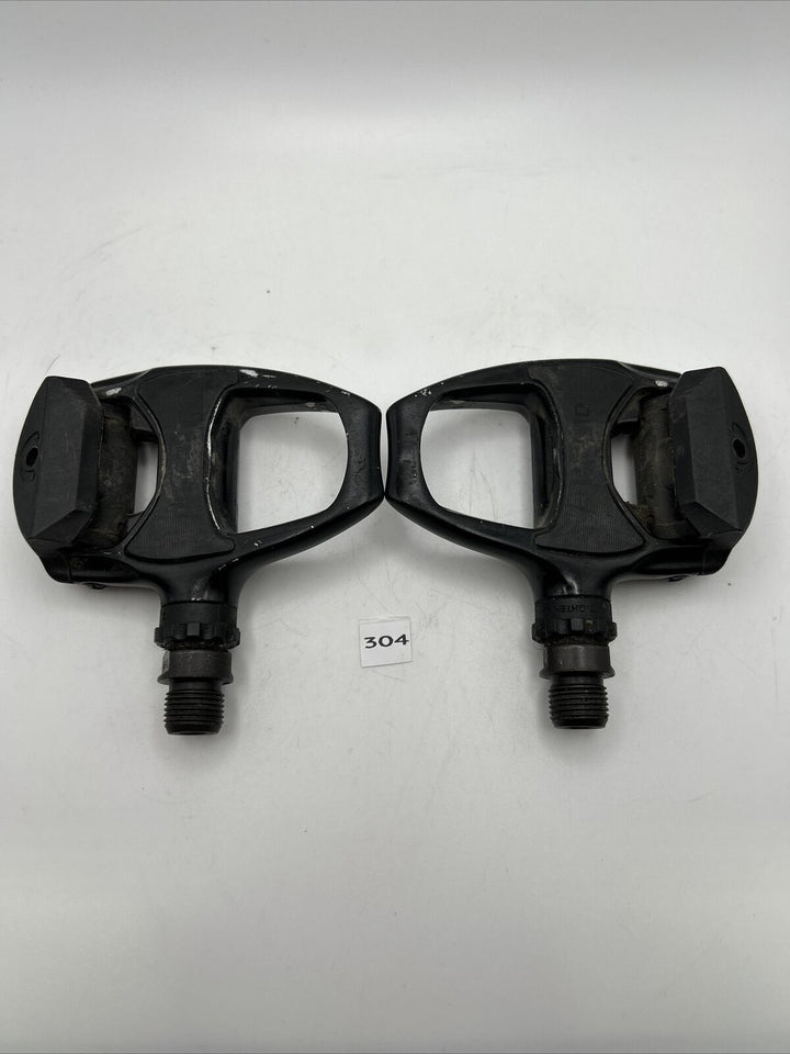 Shimano PD-R540 Clipless Road Bike Pedals-Used