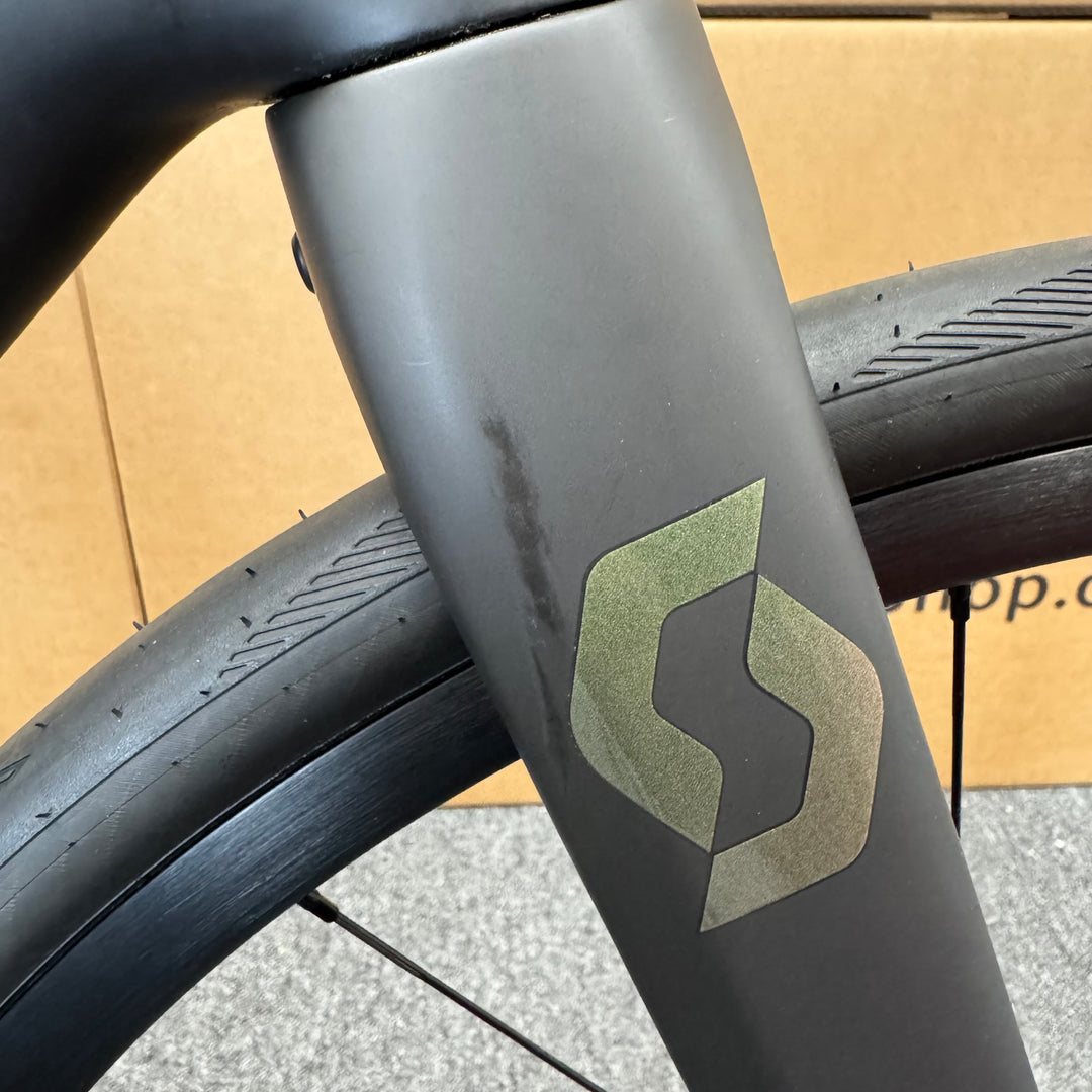 Demo Scott Addict 20, Carbon Fiber Road Bike, - 2022, 61cm