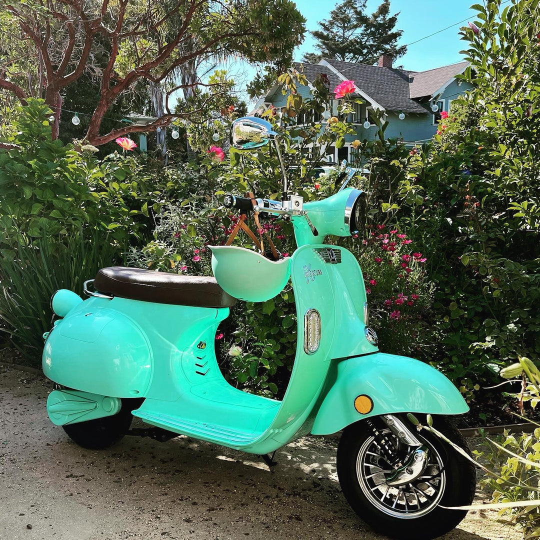 Aventura-X EV30 Electric Scooter Moped, Street Legal, 50mph, up to 70-mile range