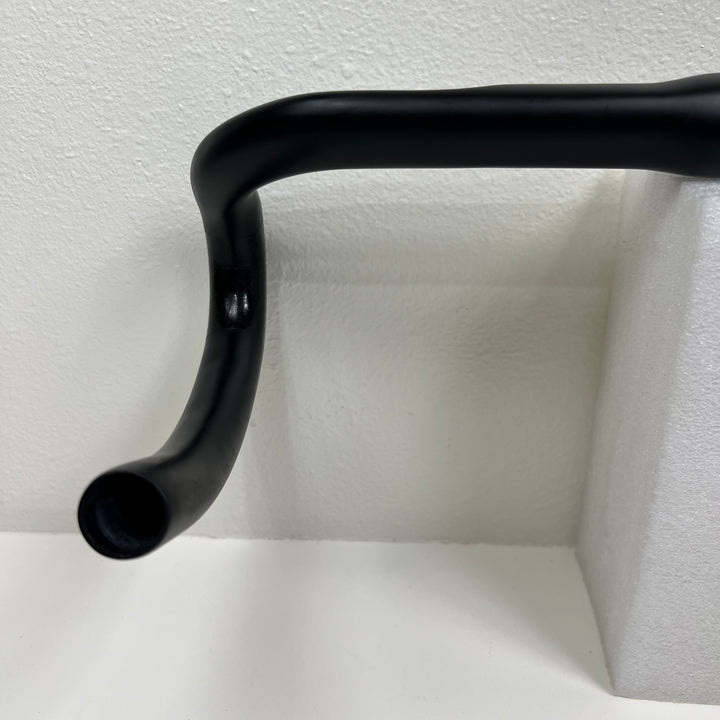 Used Road Carbon Fiber Handlebar, 31.8 mm, 42cm, 207g