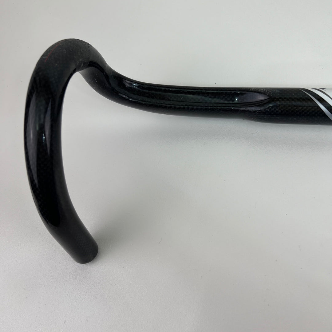 Used Bontrager Blade RXL VR Carbon Fiber Bike Handlebar, 31.8mm, 44 cm, 251g