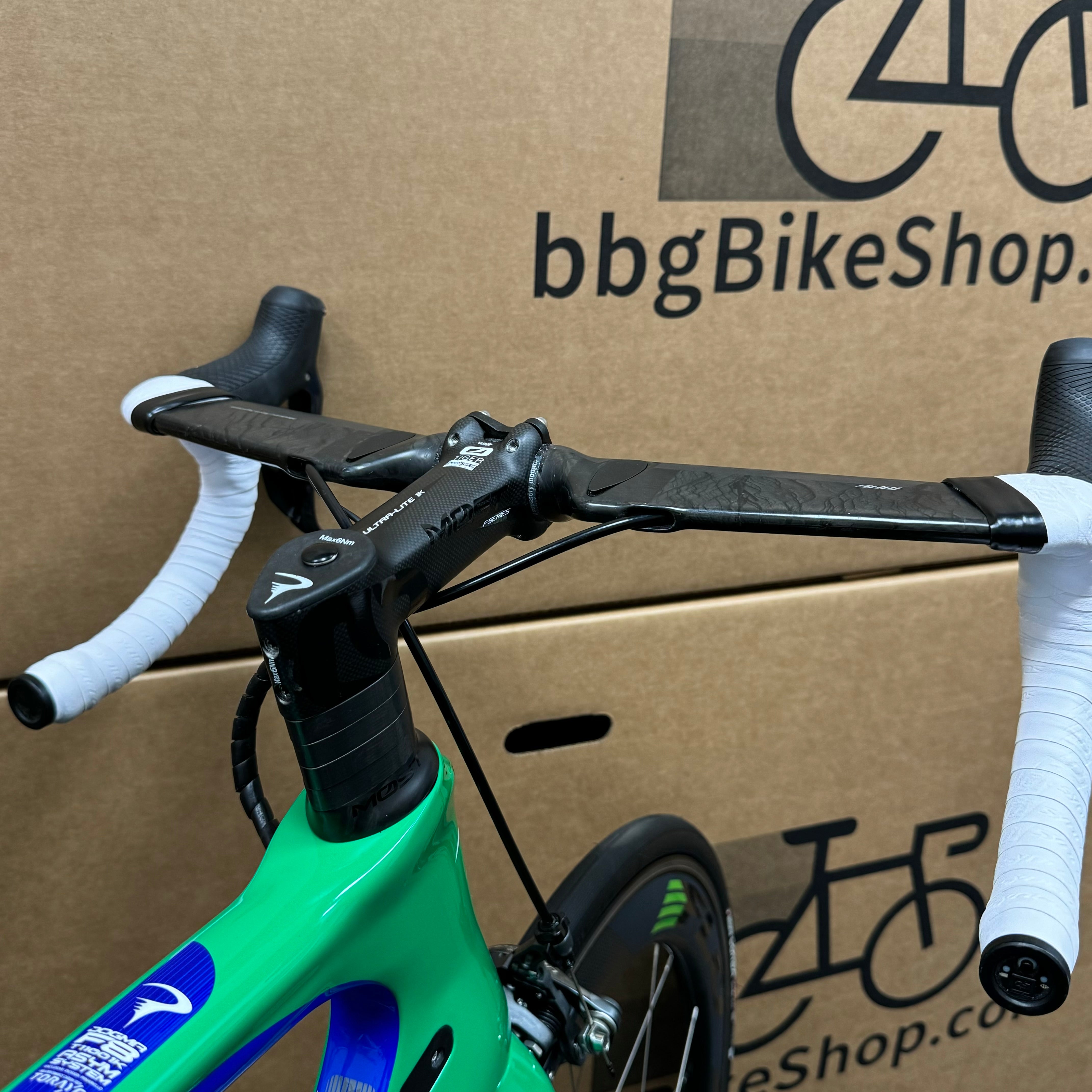 Used Pinarello Dogma F8 T1100 1K Original Custom Build Used Pinarello Dogma F8 T1100 1K Original Custom Build