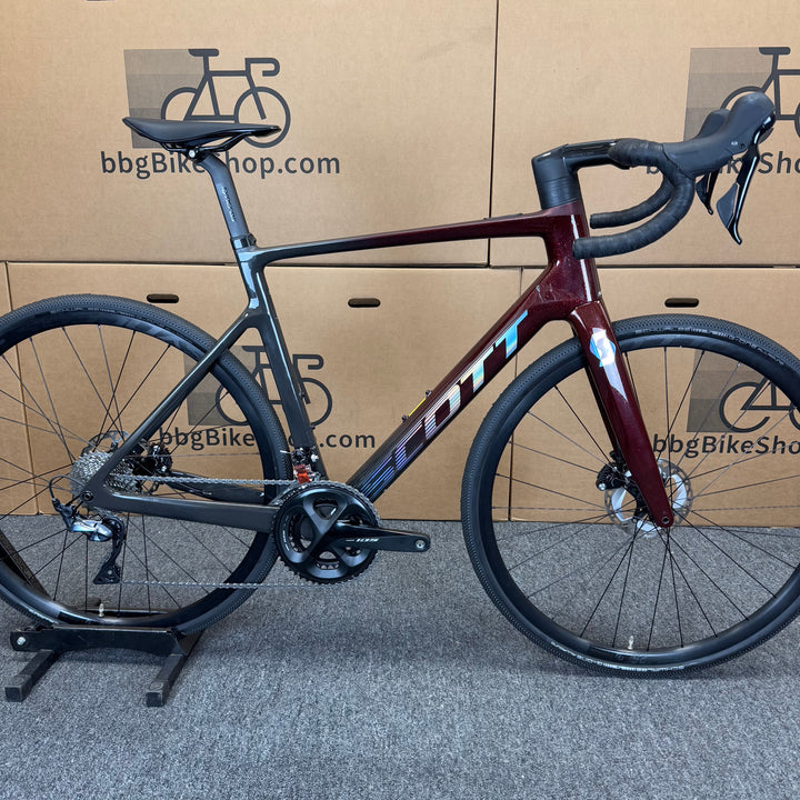 Used Scott Addict eRIDE 30, Carbon Fiber Road E-Bike- 2022, 56cm (Large)