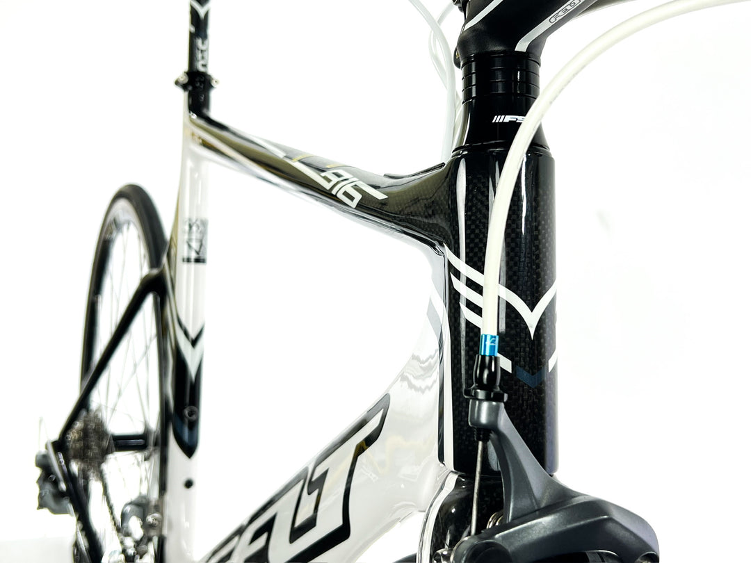 Felt B16, Shimano Ultegra, Carbon Fiber Triathlon Bike, Shimano Ultegra- 2012, 56cm