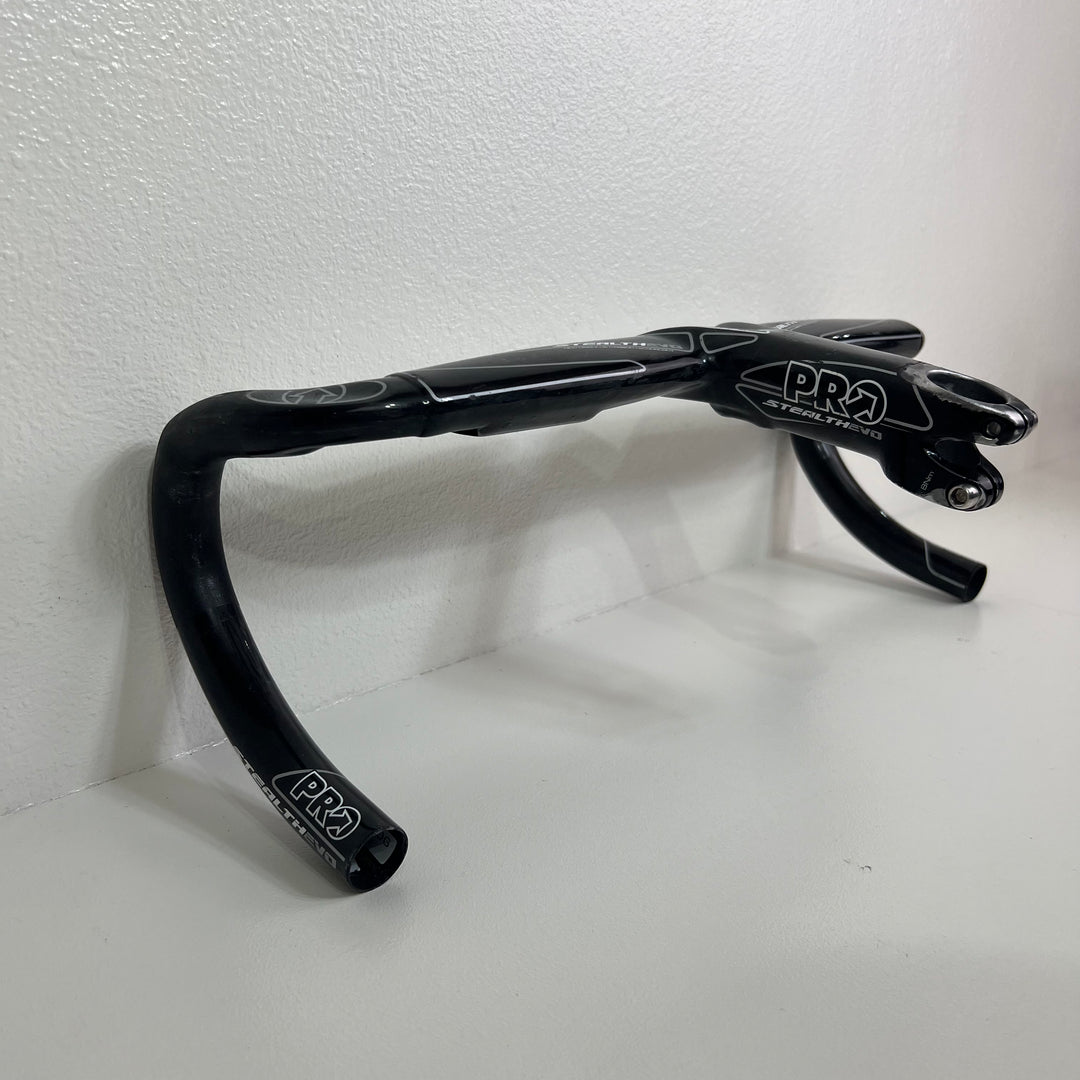 Used Shimano PRO Stealth Evo Carbon Fiber Integrated Handlebar, 112 mm, 42cm, 391g