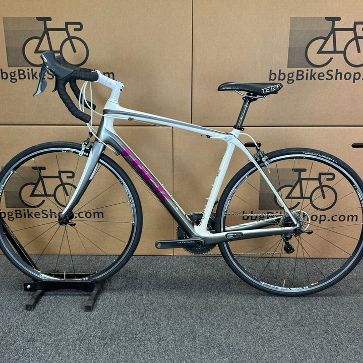 Used Trek Domane 4.7 WSD, Women's Carbon Road Bike-2014, 56cm