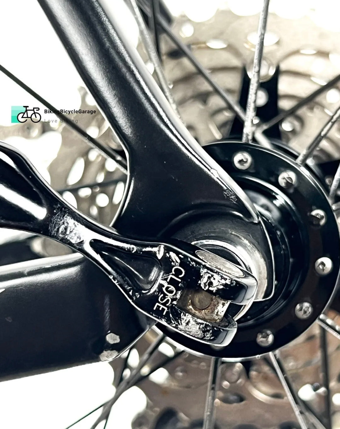 Specialized Roubaix Di2 11-Speed Ultegra, Carbon Fiber Road Bike-2017, 61cm