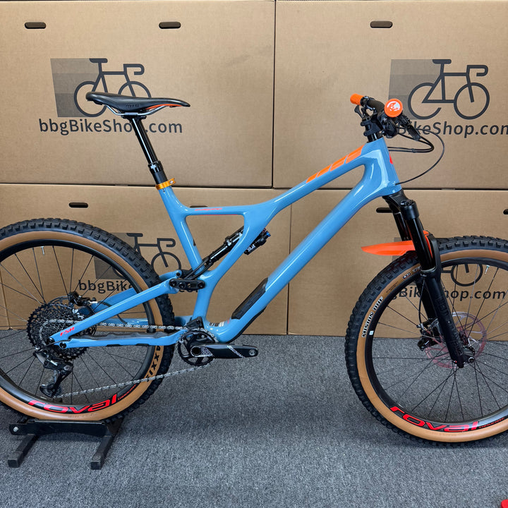 Used Specialized Stumpjumper Expert, Carbon Fiber Mountain Bike- 2019, XL