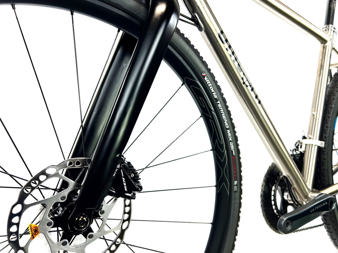 Unicorn Cycles Stock, 3Al/2.5V Titanium Gravel Bike Disc-2023, 11-spd Ultegra, 54cm