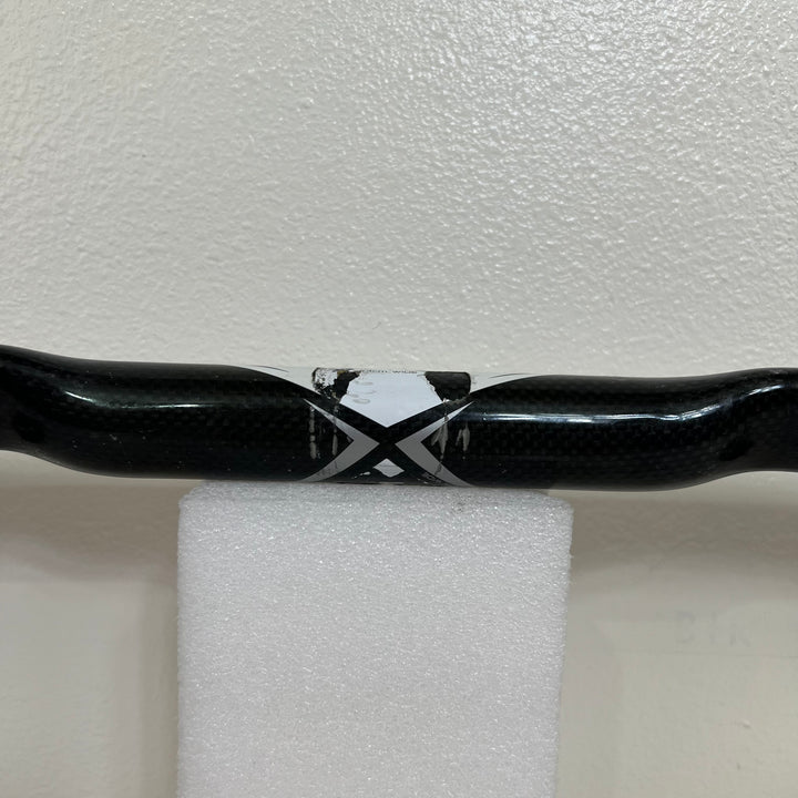 Used Bontrager Blade RXL VR Carbon Fiber Bike Handlebar, 31.8mm, 44 cm, 251g