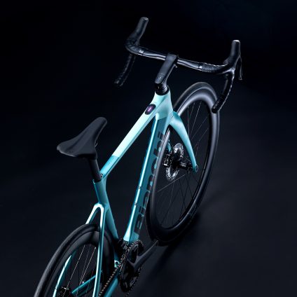 Bianchi E-Oltre with Shimano 105 Di2 2x12 speed, Carbon Fiber Electric Road Bike-2025