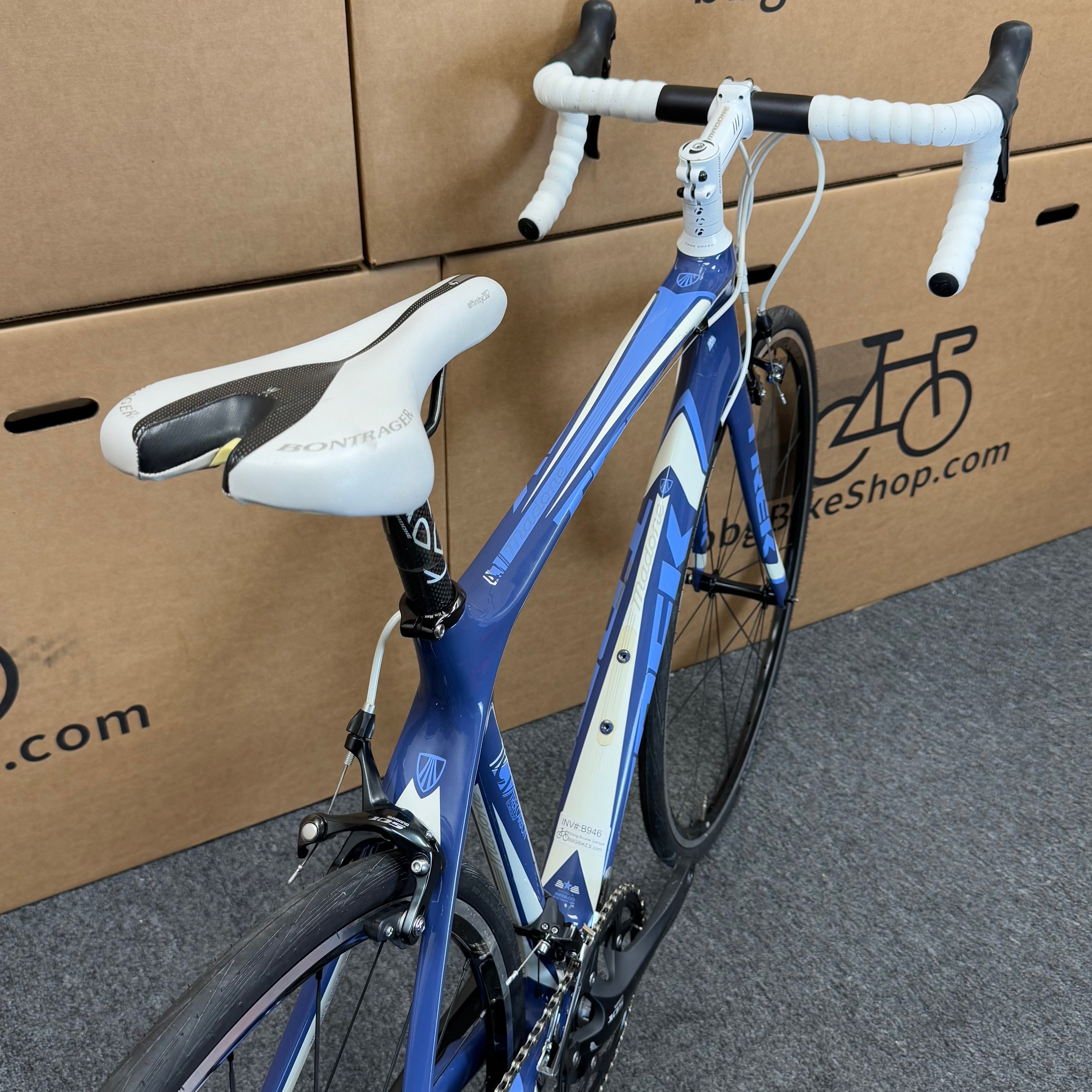 TREK MADONE 4.7 2011年モデル 54サイズ 2011 Trek Madone 4.7. Have slowly changed and upgraded parts