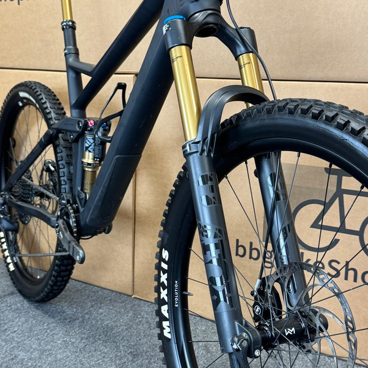 Used Cube Stereo 140 HPC SLT, Carbon Fiber Mountain Bike-2022, Large