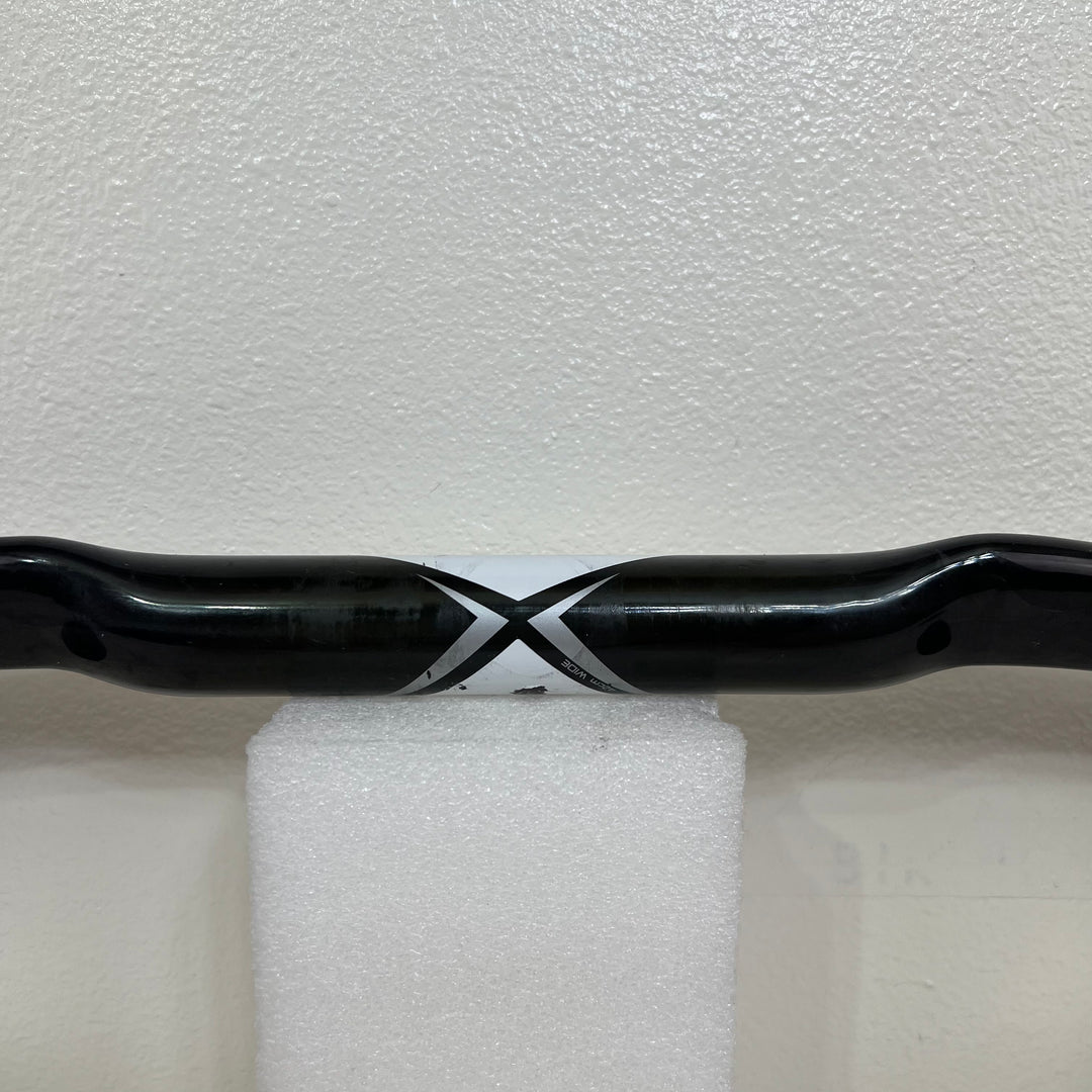 Used Bontrager Blade RXL VR-C Carbon Fiber Bike Handlebar, 31.8mm, 42 cm, 237g