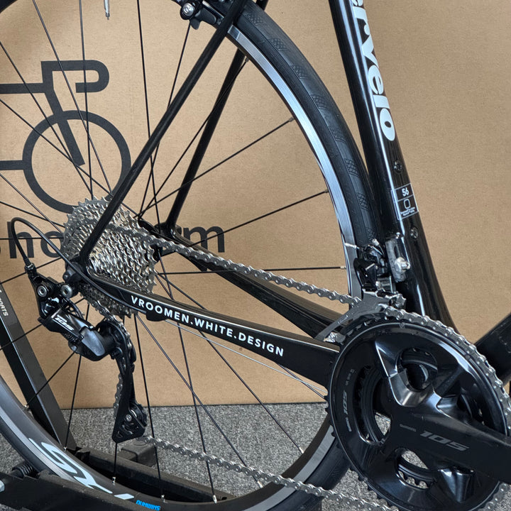 Used Cervelo R5, 11-speed Shimano 105, Carbon Fiber Road Bike-2011, 56cm