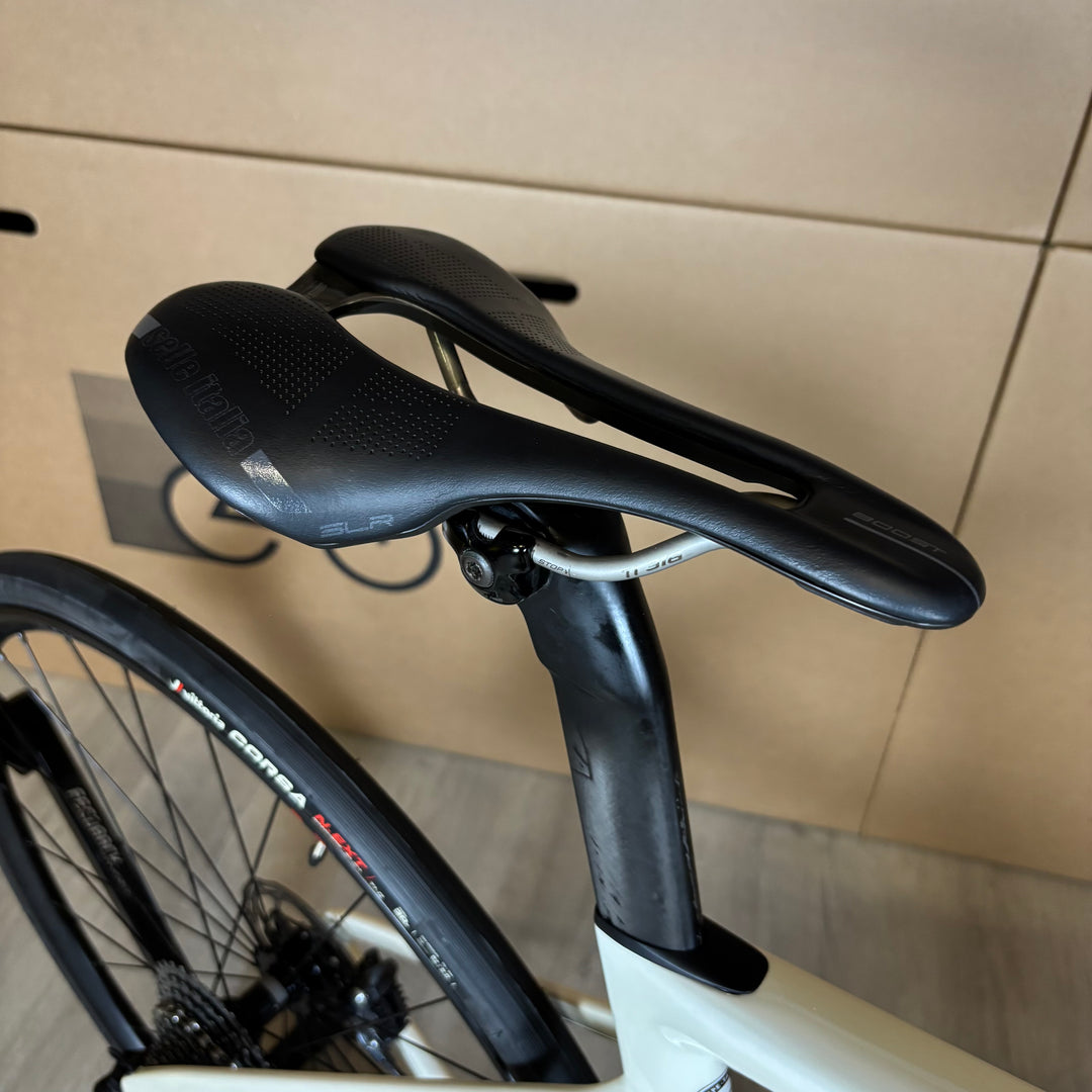 Used Specialized Tarmac SL7, Ultegra Di2, Carbon Road Bike- 2024, 52cm