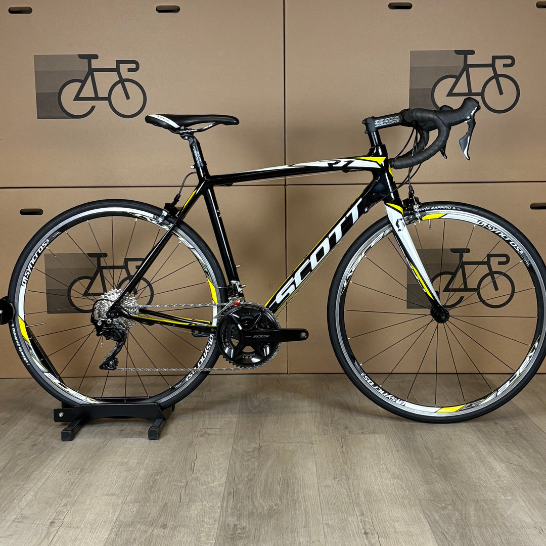 Used Scott CR1 30, Carbon Road Bike, Shimano 105 11-Speed, 54cm