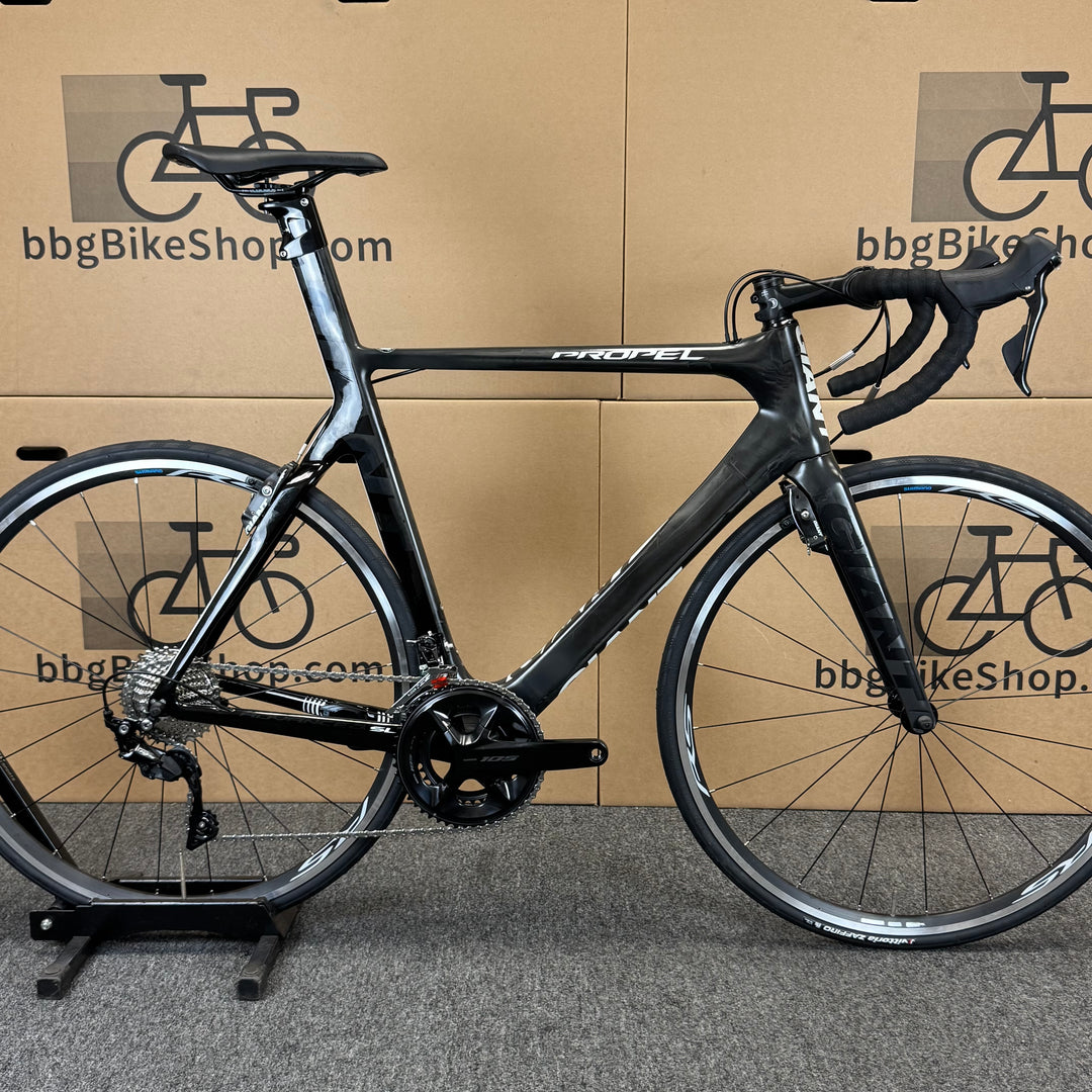 giant bicycle 2015 Used Giant Propel, 11-speed Shimano 105, Carbon Fiber Road Bike-2015, – BikingBicycleGarage
