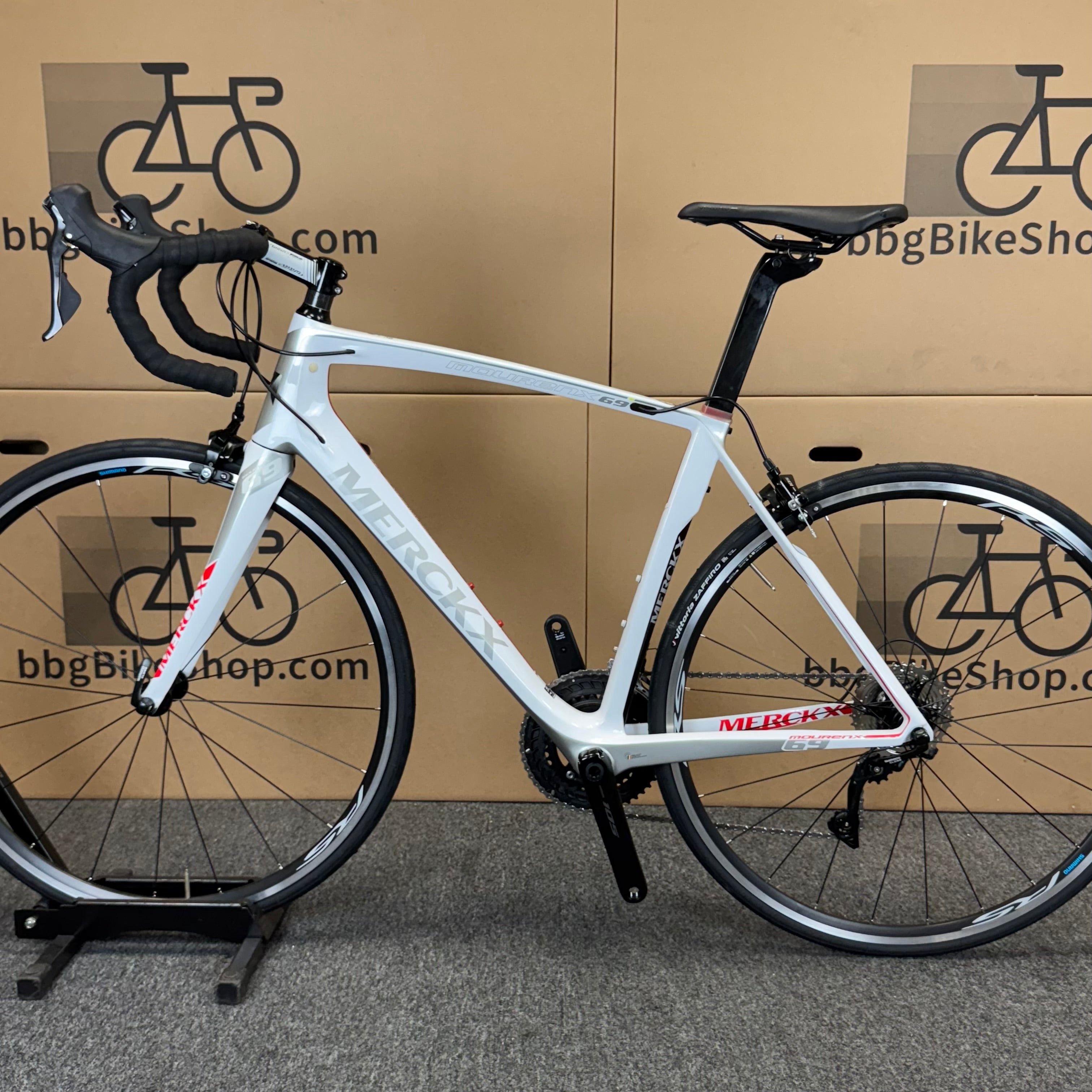 Used Eddy Merckx Mourenx 69, 11-speed Shimano 105, Carbon Road
