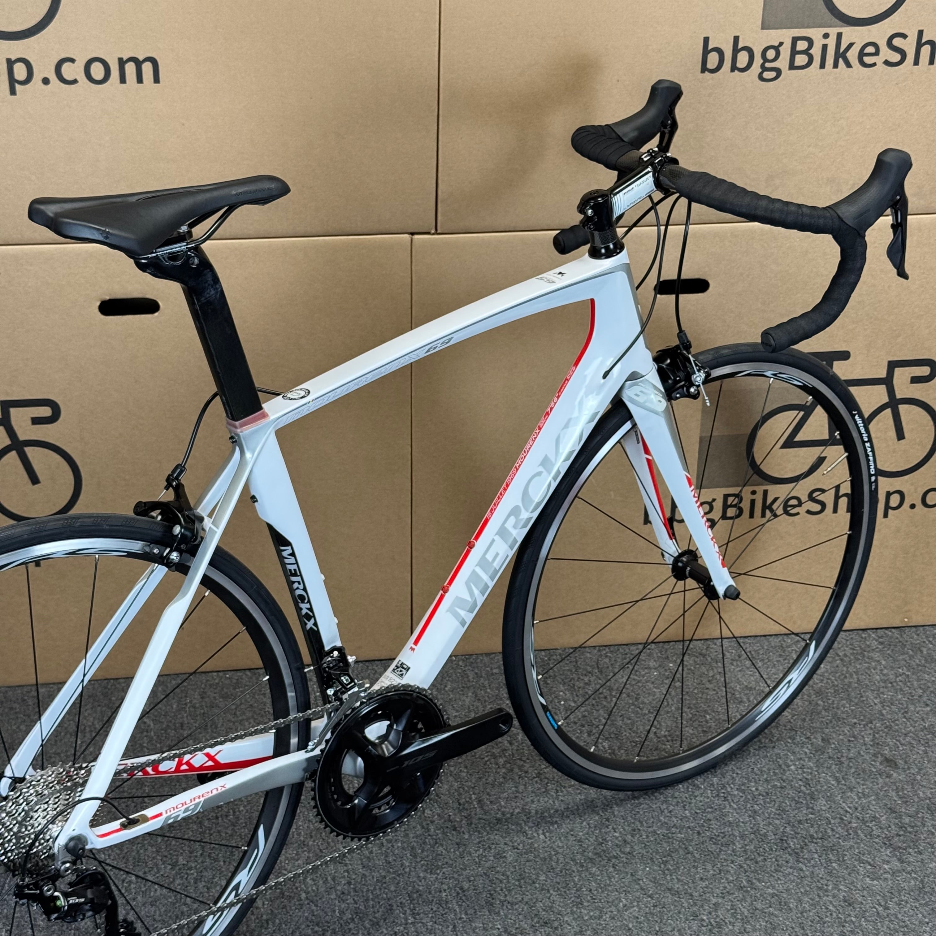 Used Eddy Merckx Mourenx 69, 11-speed Shimano 105, Carbon Road