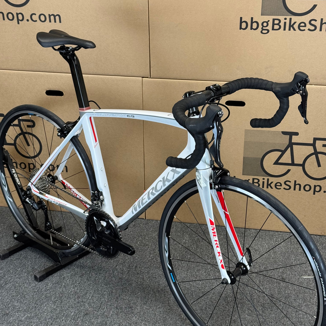 Used Eddy Merckx Mourenx 69, 11-speed Shimano 105, Carbon Road Bike-2015, 55cm