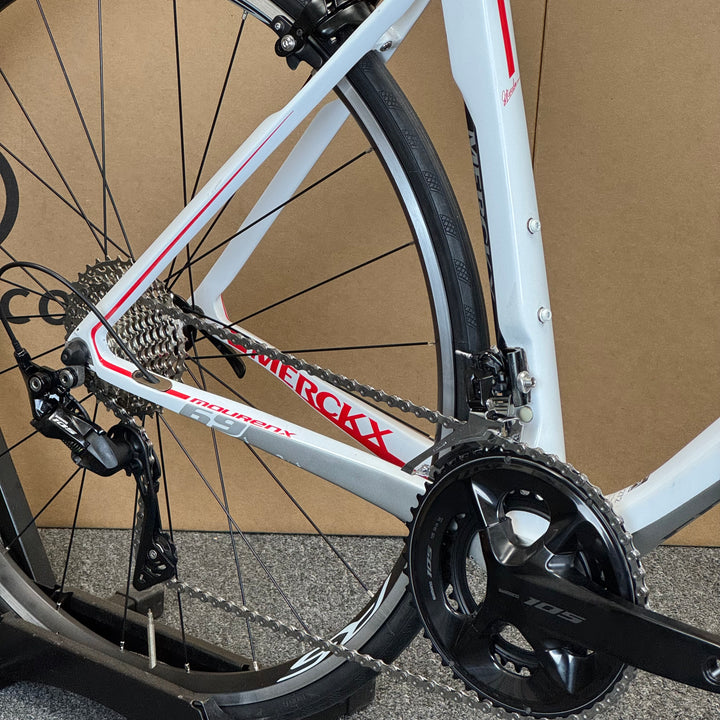 Used Eddy Merckx Mourenx 69, 11-speed Shimano 105, Carbon Road Bike-2015, 55cm