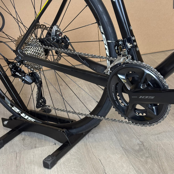 Used Giant Defy Advanced SL 1, Carbon Disc Road Bike, Shimano 105 11-Speed, 58cm