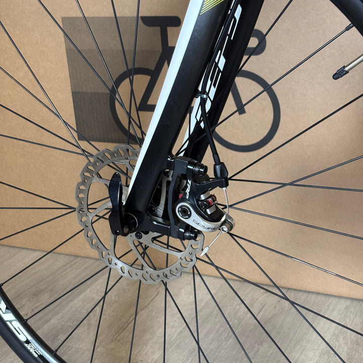 Used Giant Defy Advanced SL 1, Carbon Disc Road Bike, Shimano 105 11-Speed, 58cm