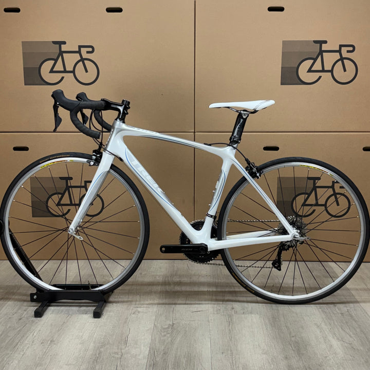 Used Trek Madone 5.1 WSD, Carbon Fiber Road Bike, Shimano 105 11-Speed, 52cm