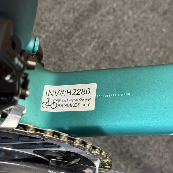 New Bianchi Specialissima RC, SRAM Red eTap AXS, 14 Pounds Climbing Bike, 55cm