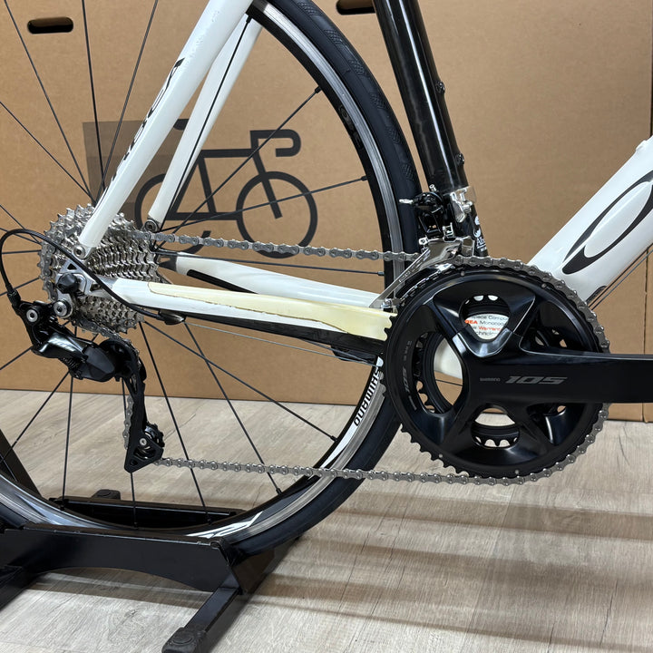 Used Orbea Onix, Carbon Road Bike, New Shimano 105 11-Speed, 57cm