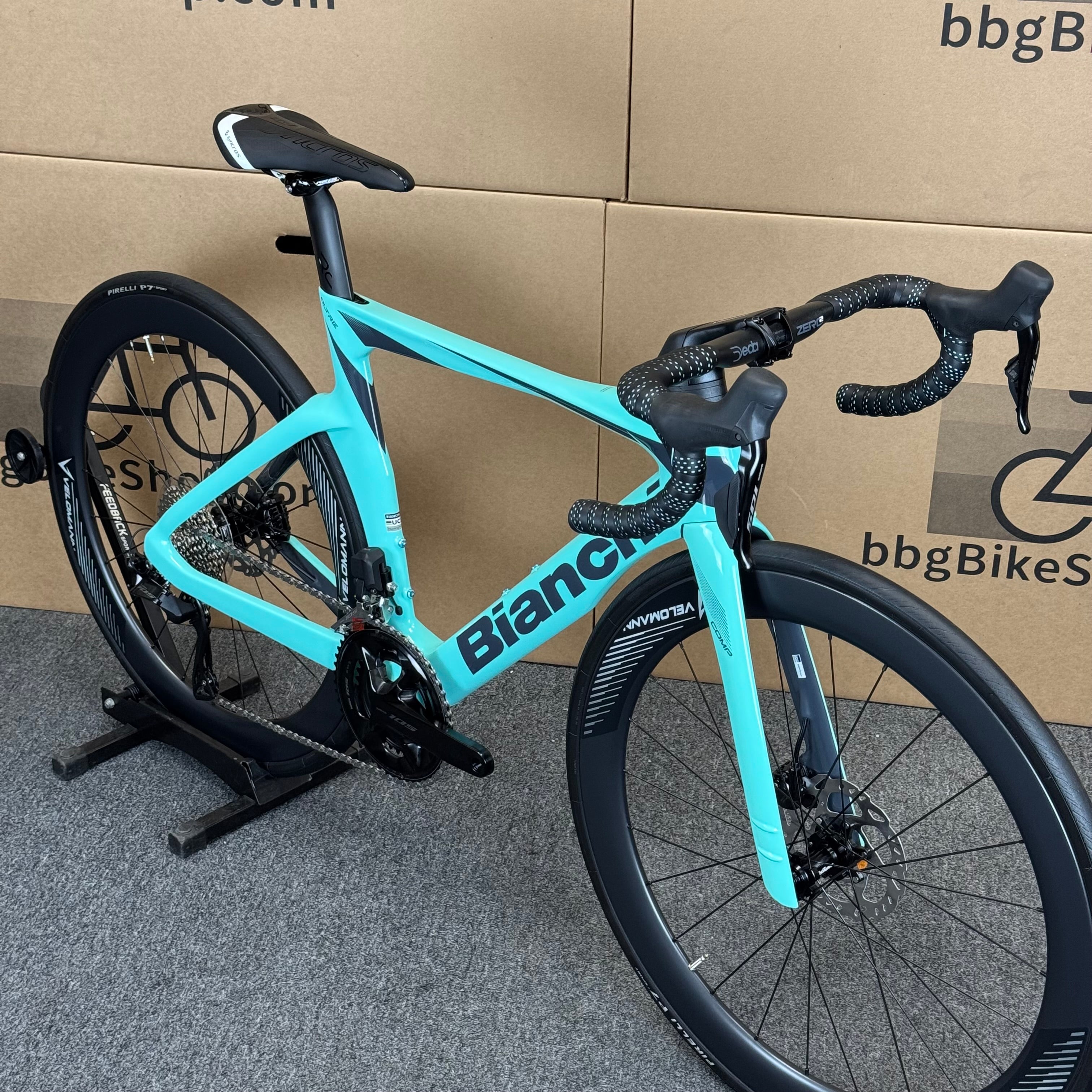 New Bianchi Oltre Comp, 12-speed Shimano 105, Carbon Fiber Road