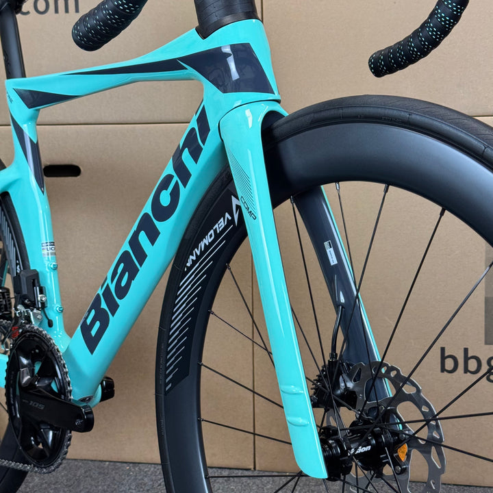 New Bianchi Oltre Comp, 12-speed Shimano 105, Carbon Fiber Road Bike-2024, 50cm