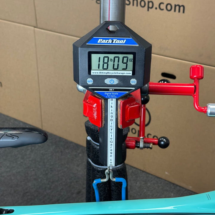 New Bianchi Oltre Comp, 12-speed Shimano 105, Carbon Fiber Road Bike-2024, 50cm