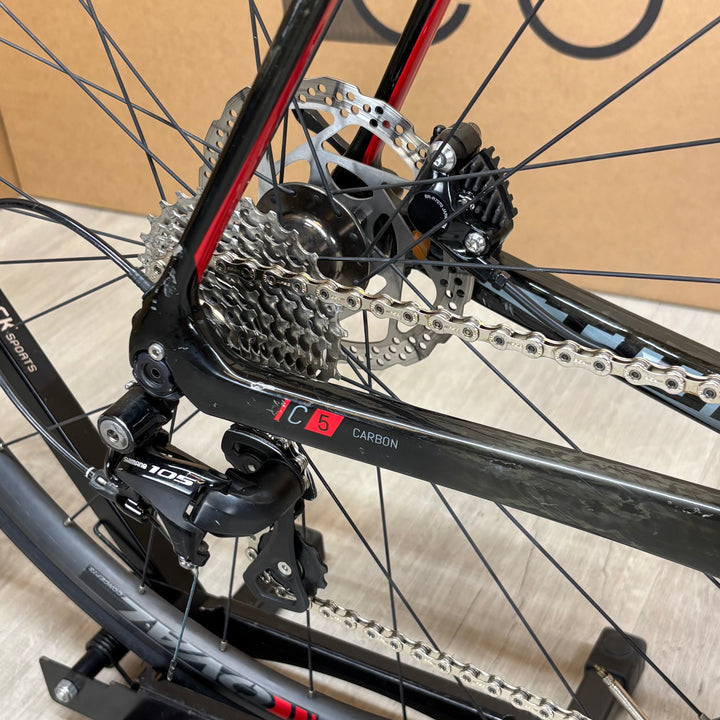 Used Fuji Gran Fondo 2.3, Carbon Fiber Road Bike Shimano 105 Hydraulic Disc 61cm
