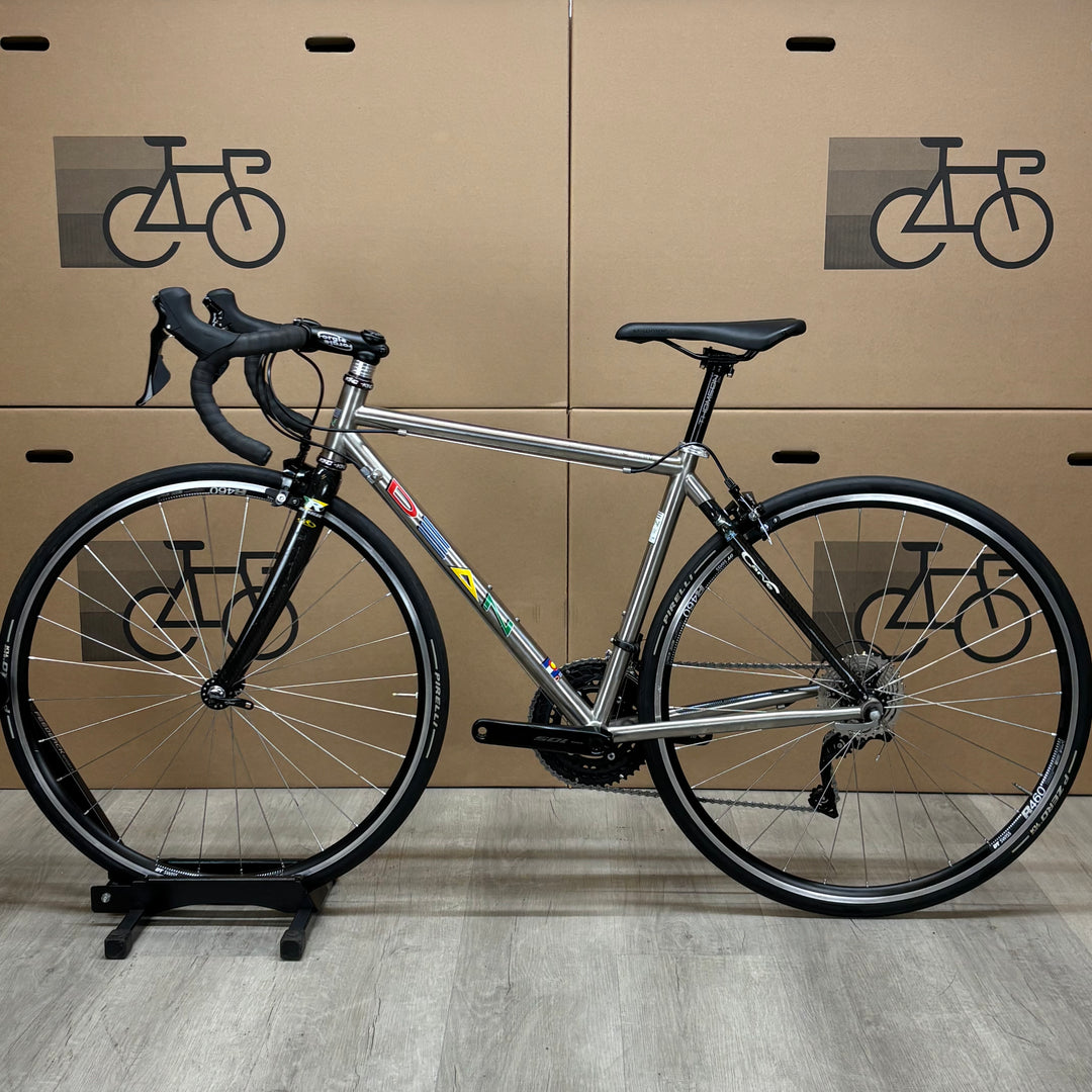 Used Dean El Diente, 3Al/2.5V Titanium Road Bike, Shimano 105 11-Speed, 52cm