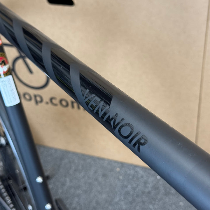 Used Motobecane Vent Noir, 11-speed Shimano 105, Road Bike-2023, 64cm