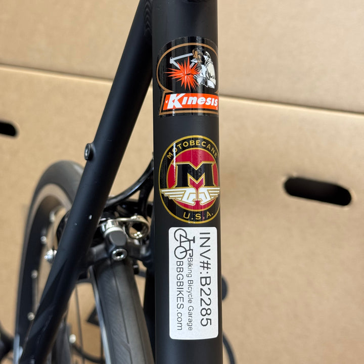 Used Motobecane Vent Noir, 11-speed Shimano 105, Road Bike-2023, 64cm