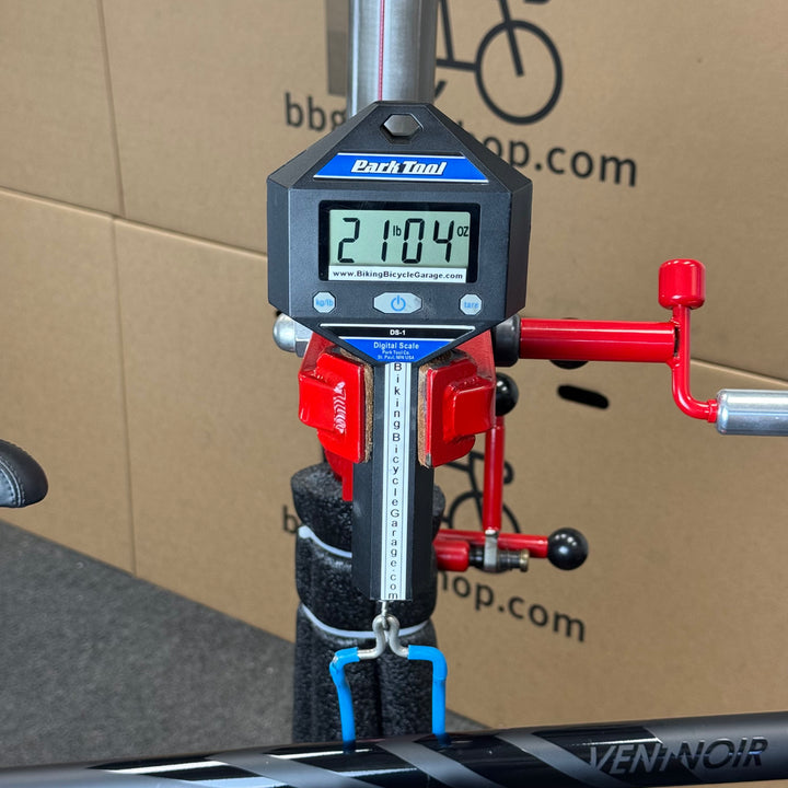 Used Motobecane Vent Noir, 11-speed Shimano 105, Road Bike-2023, 64cm