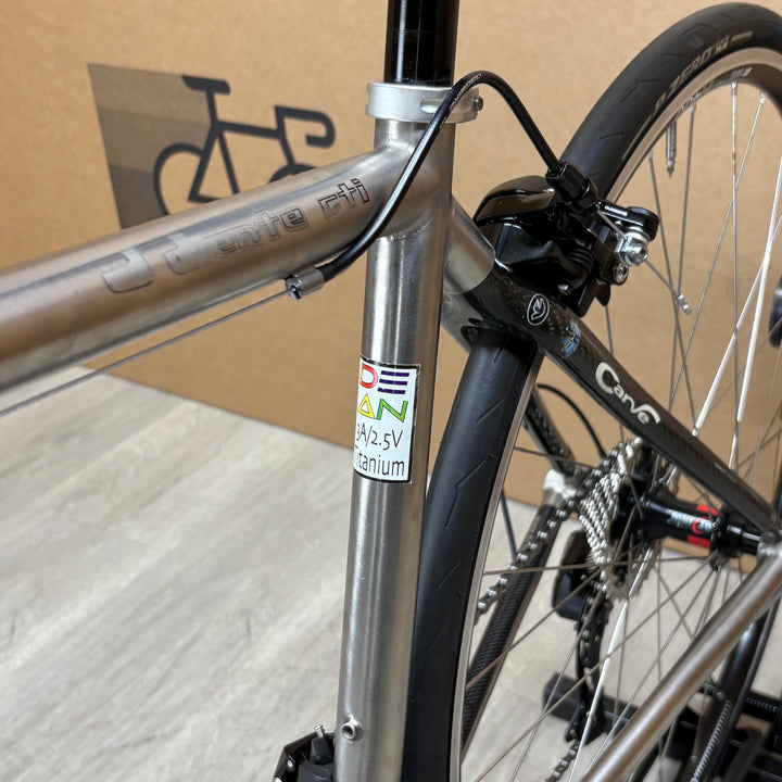 Used Dean El Diente, 3Al/2.5V Titanium Road Bike, Shimano 105 11-Speed, 52cm